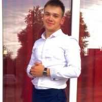 Роман Новак